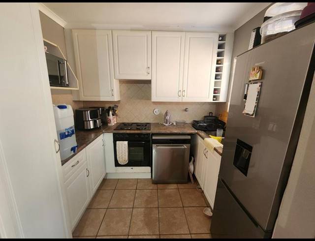 2 BEDROOM TOWNHOUSE FOR SALE IN HIGHVELD